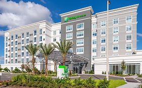 Holiday Inn & Suites Orlando - International dr S